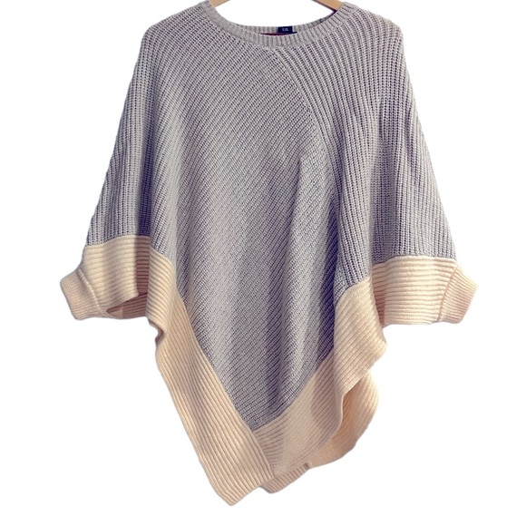 Club Monaco Wool Poncho Sweater. - Picture 2 of 6